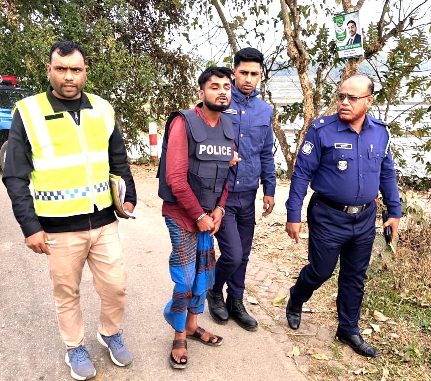 লেনদেনের জেরে ছরতা দিয়ে কুপিয়ে হত্যা করা হয় শিপনকে